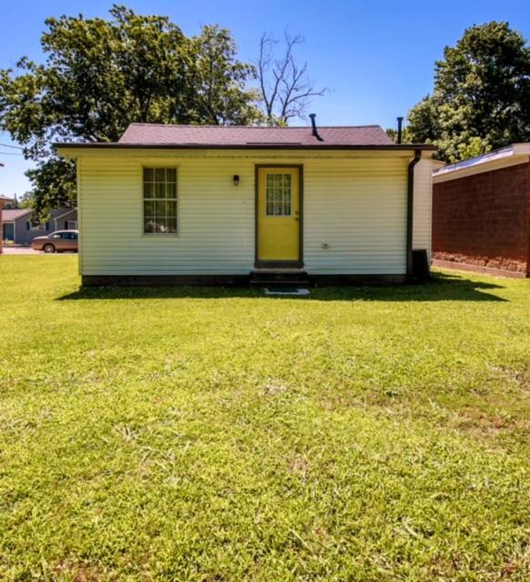 Historic Town Square Bungalow In Heart Of Brighton Atoka Exterior photo